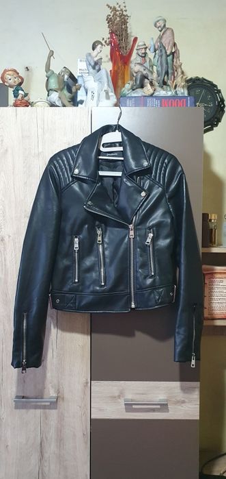 Geaca dama  noua Stradivarius