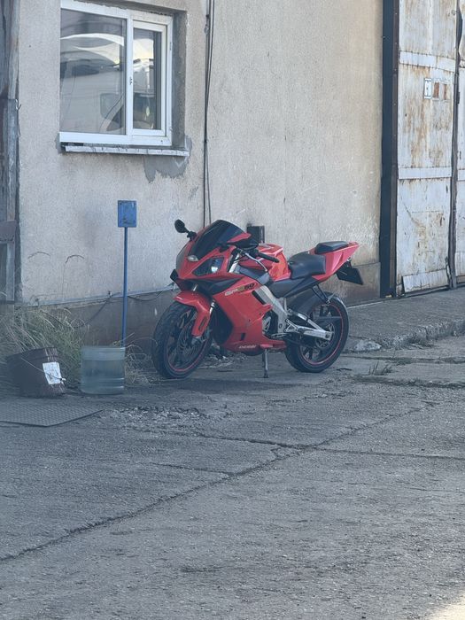 Derpi gpr 50 se conduce cu categoria B