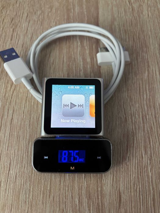 iPod Nano 6th gen perfect functional + Modulator FM
