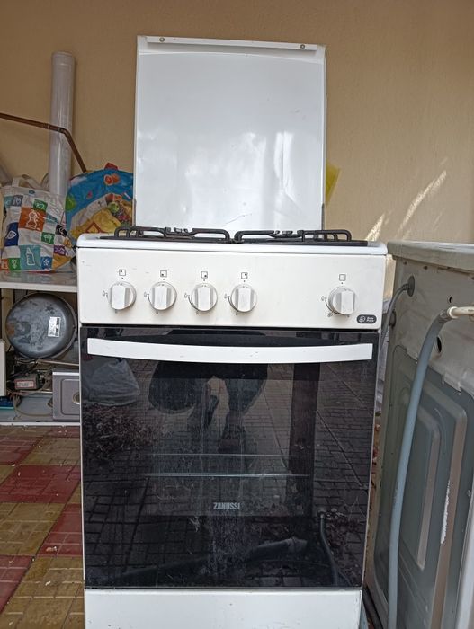 Aragaz Zanussi funcțional