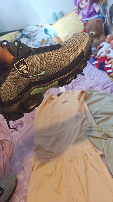 Vând din gama nike Femei Barbati