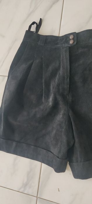 Pantaloni scurți piele întoarsă 40