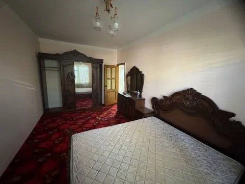 Qizlarga kvartira sheriklikka bezmakler Mirzo Ulugbek rayonida