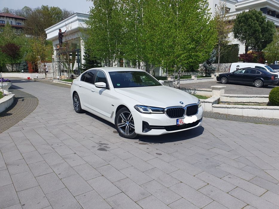2022 Bmw 520e 204 cp plug in hybrid laser