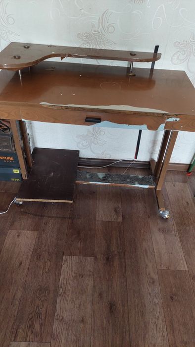 Стол лабораторный