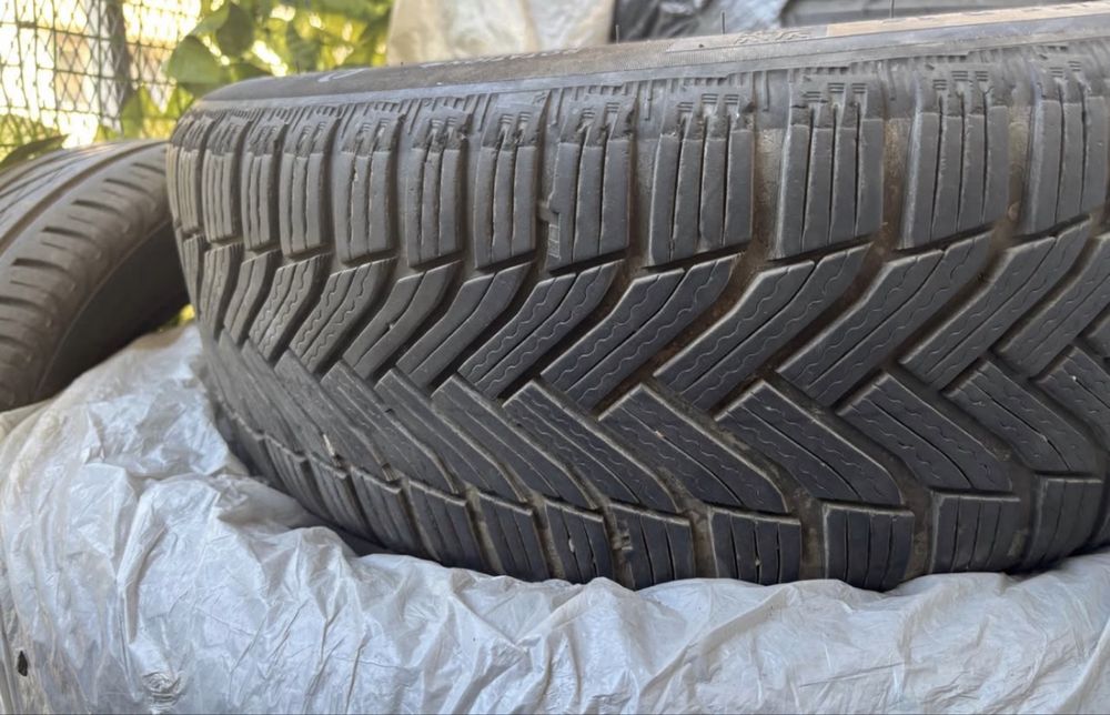 Jante style 282 R16 Bmw Seria 1 3 E90 E87 Anvelope Michelin All season 205/55/16 2023