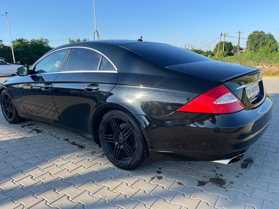Vând Mercedes-Benz CLS 3.0 BENZINA 2009
