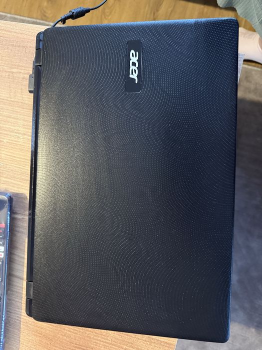 Acer Лаптоп почти не използван Aspire ES 15