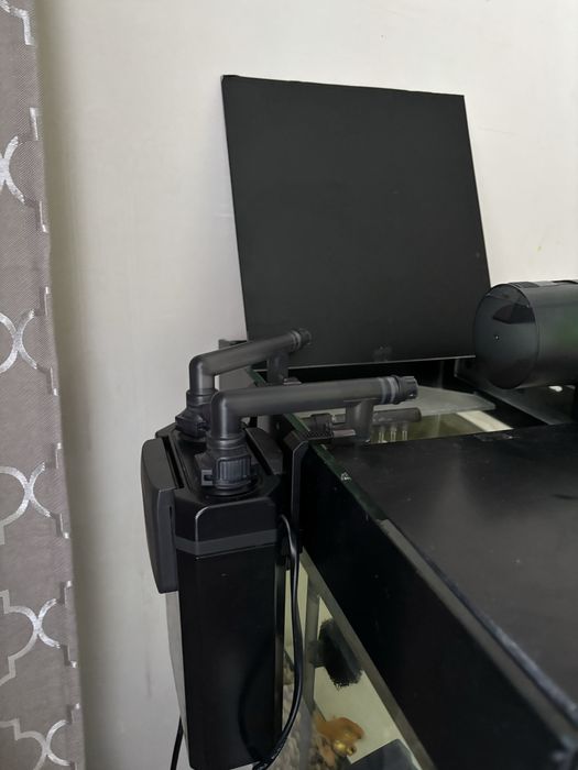 Аквариум на 30 литров с рыбами