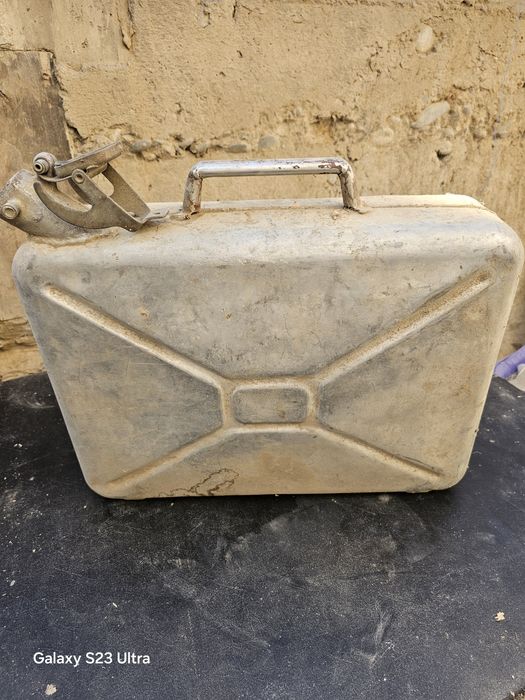 Продаётся  канистир