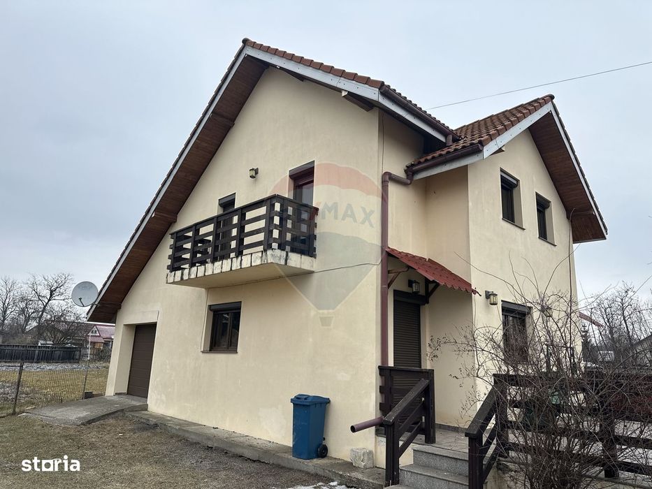 Casă / Vilă cu 4 camere de vânzare Girov