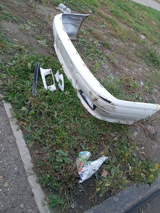 Бампер ваз 2114 б/у