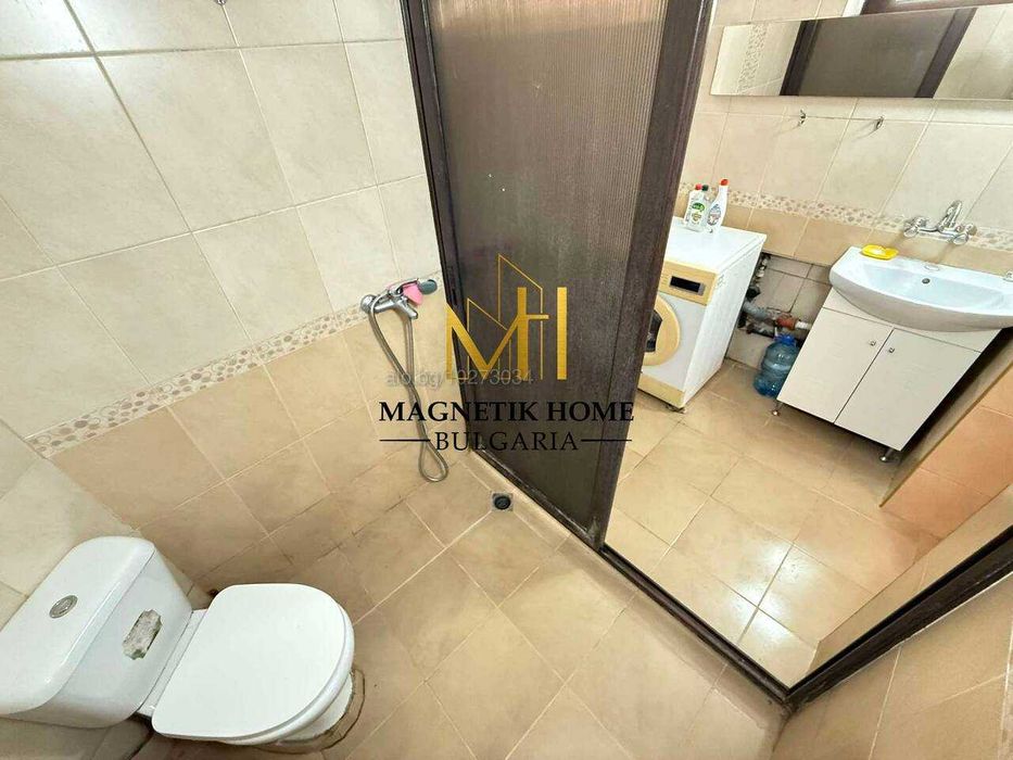 Страхотен партерен етаж от къща с 2 спални и 2 бани в ж.к. Сарафово