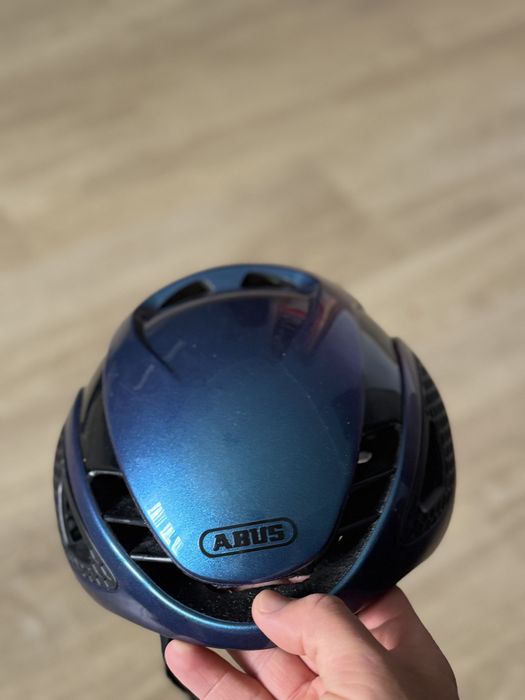 Cască ABUS GameChanger 2.0, flip flop. Nouă.