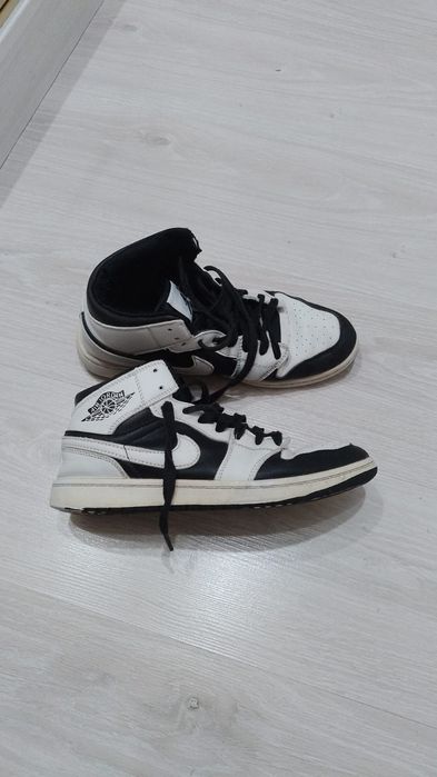 Сникерсы, кроссовки, ботинки