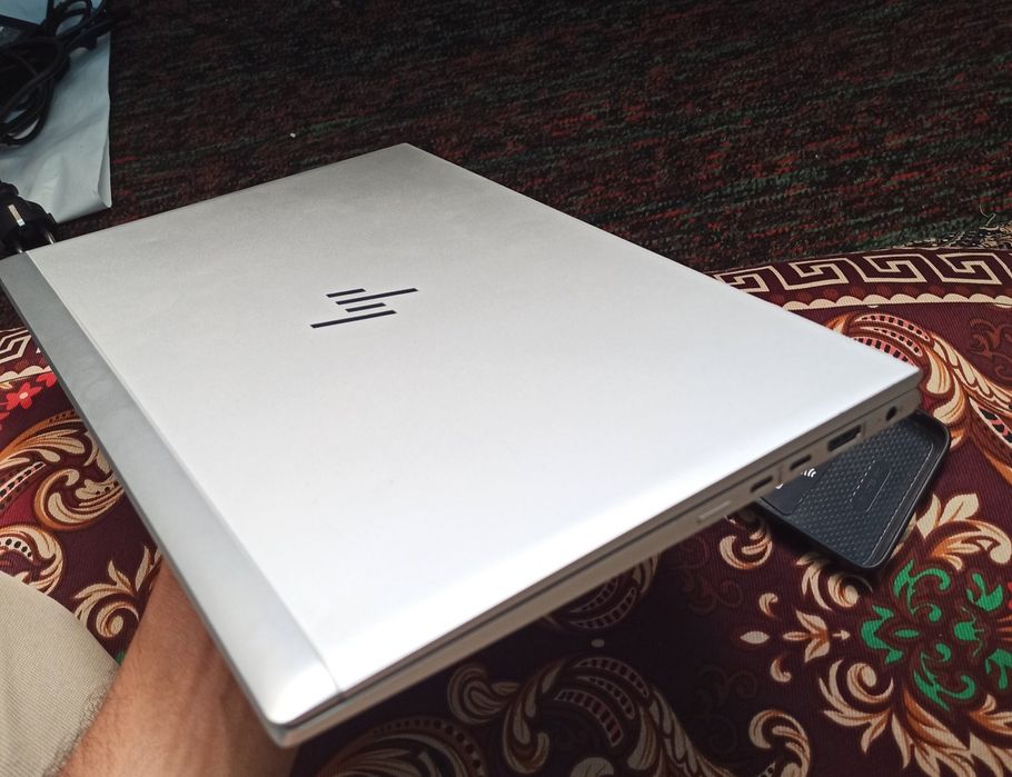 Notebook Sotiladi