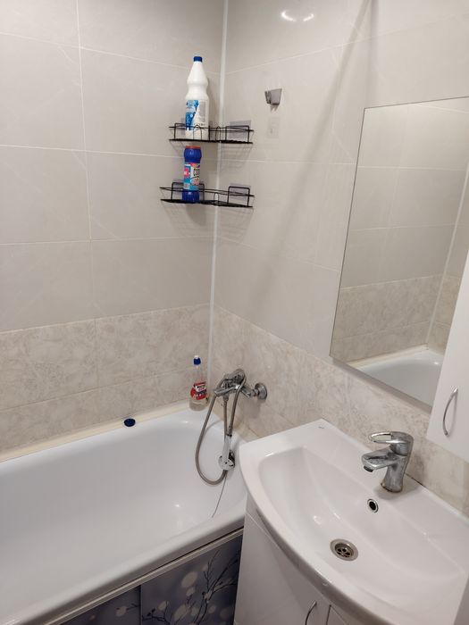 Здам 2х  квартиру.