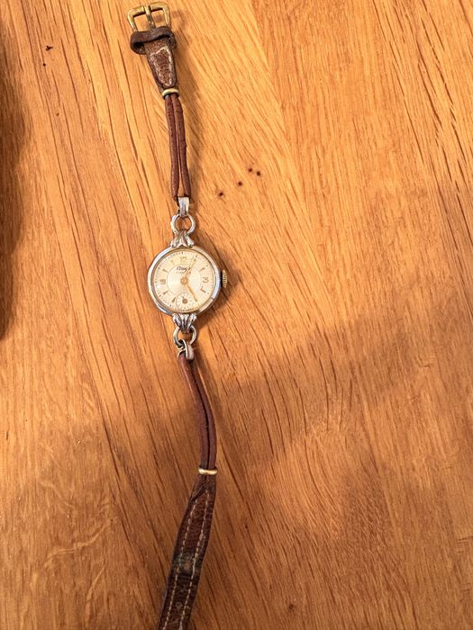 Дамски винтидж часовник