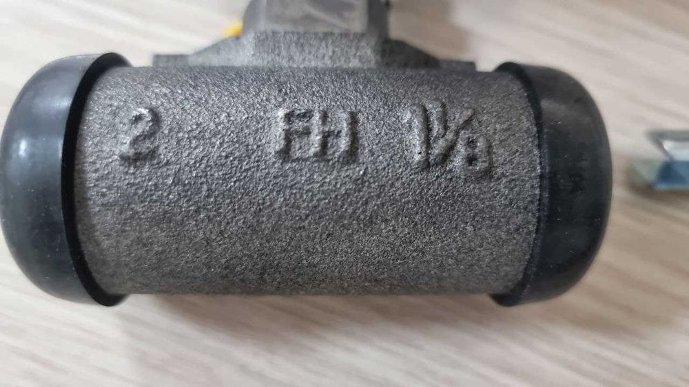 Тормозной цилиндр от Вилочного погрузчика (кара)