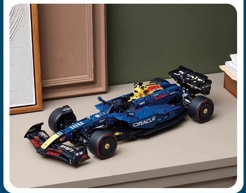 Конструктор LEGO Red Bull Technic Oracle F1 lego car 1639 detal