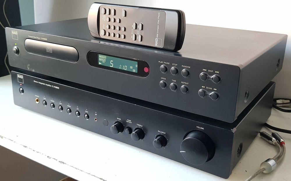 NAD C 525 BEE CD player Audiophile cu telecomanda