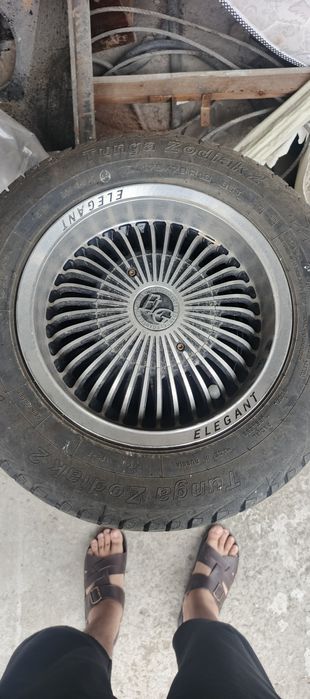 Продам колеса Элегант r-13 почти новый 6000тыс км