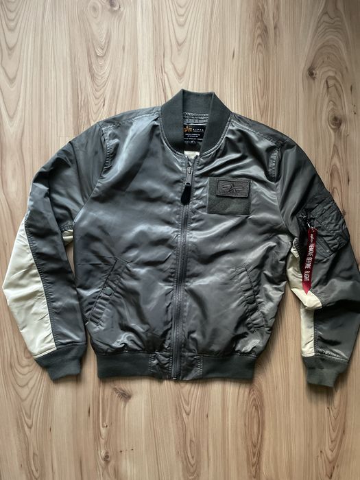 ALPHA INDUSTRIES Bomber/мъжки бомбър/яке М
