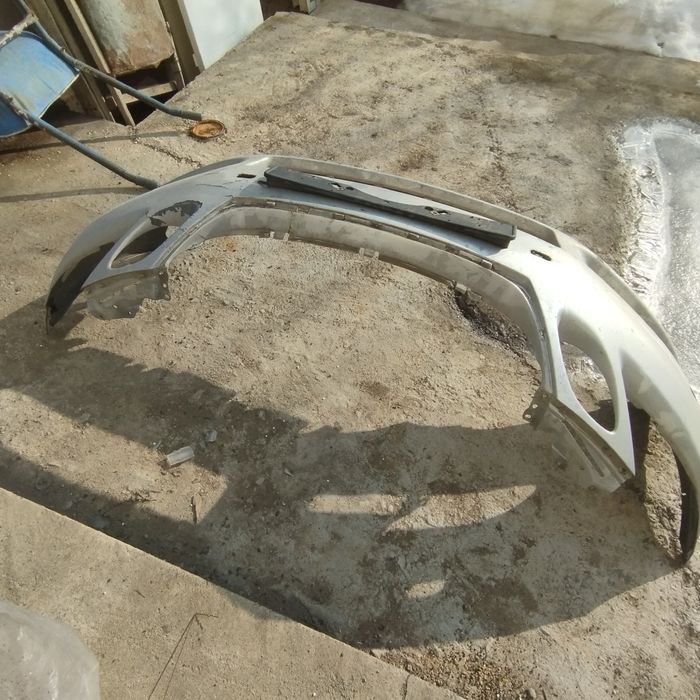 Передний бампер на лексус gs300