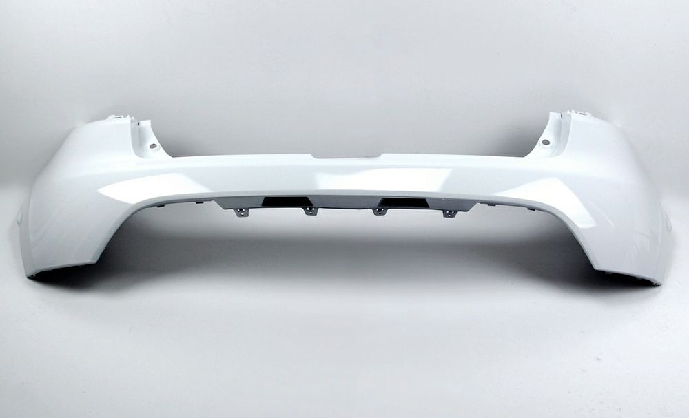 Bara spate noua vopsita alb cod vopsea 369 Renault Clio 2012 - 2019