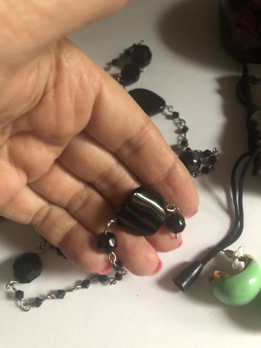 Агат или оникс черный