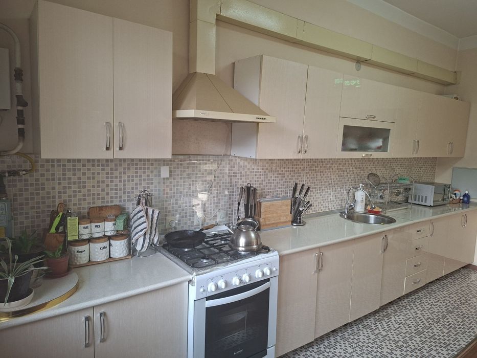 Срочно продаю мебель