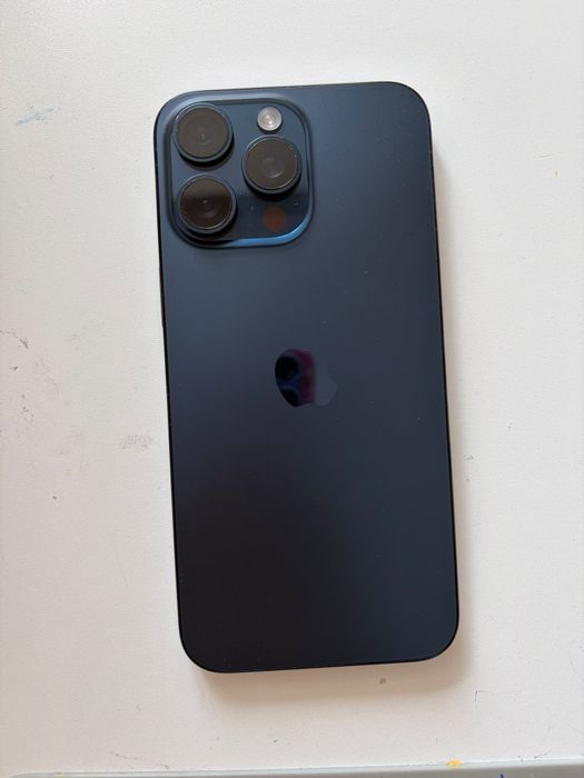 iPhone 15 pro max 512gb синий
