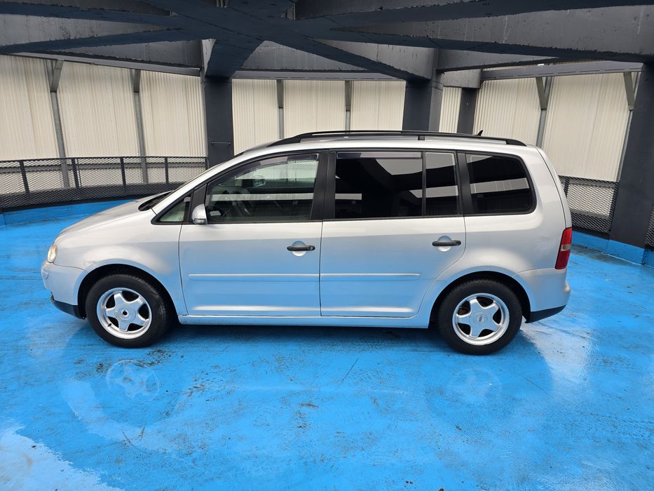 VW TOURAN / 2006 / 1.9 TDI / manuala 5 trepte  / 105 CP / jante aliaj