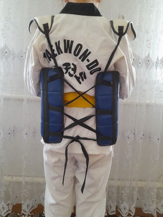 Таеквандо формасы сатылады Бахасы келисимли