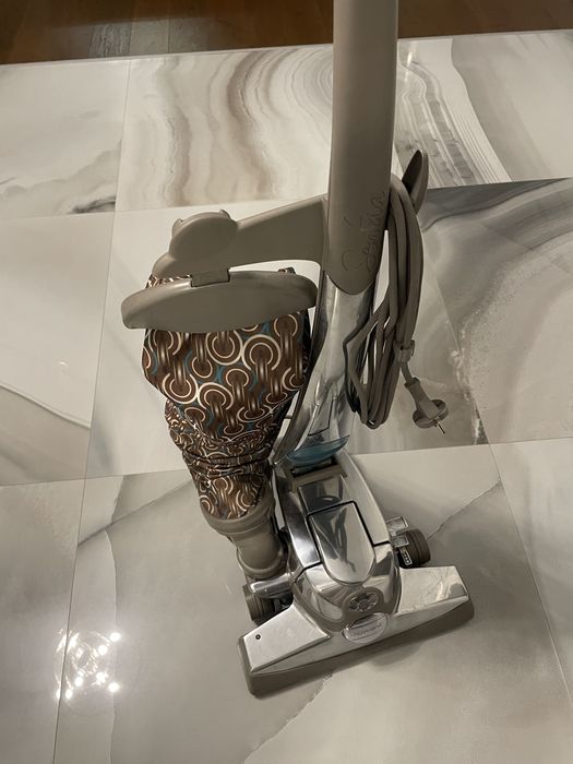 Продам пылесос Kirby