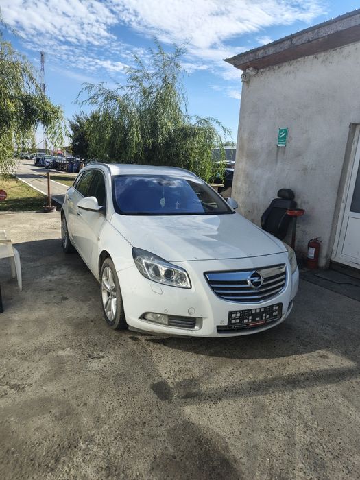Dezmembrez Opel insignia 2.0 cdti euro 5 cutie automata 4×4