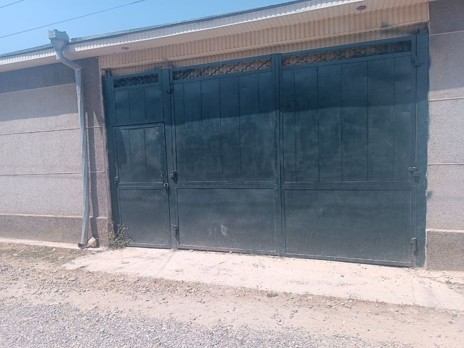 Жилой дом ,12 соток