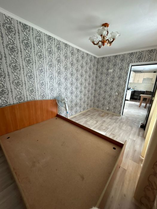 Продается 3 ком , Ш. Жанибек 77 дом