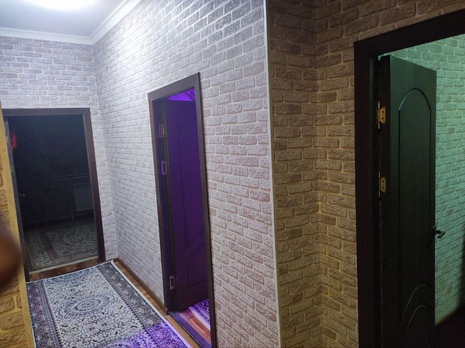 Тошкент вилояти Янги йўл тумани Гулбахор 2 хонали уй ўзимники сотаман.