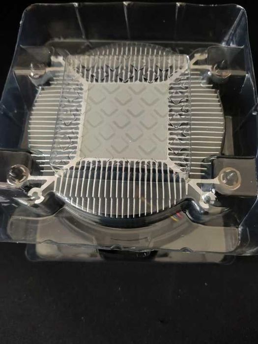 [REZERVAT]Procesor CPU AMD Ryzen 5 1600   + Cooler AMD nefolosit