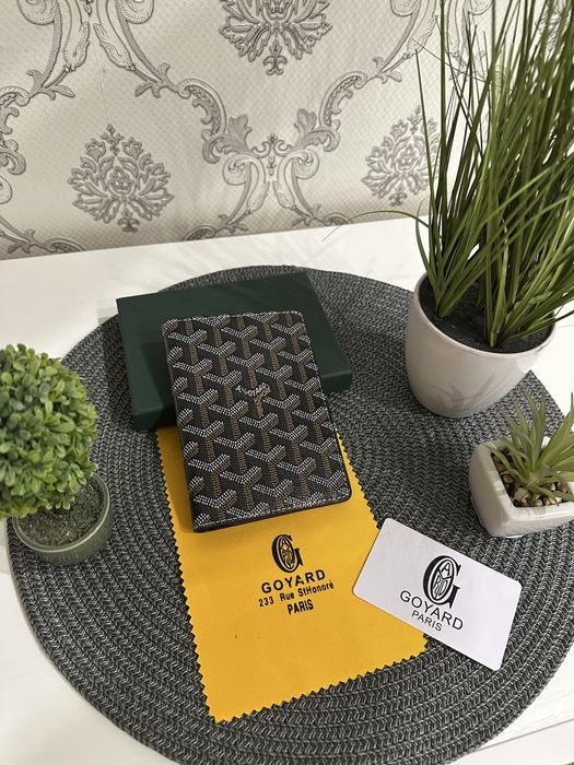 Goyard портфейли(Authentic)