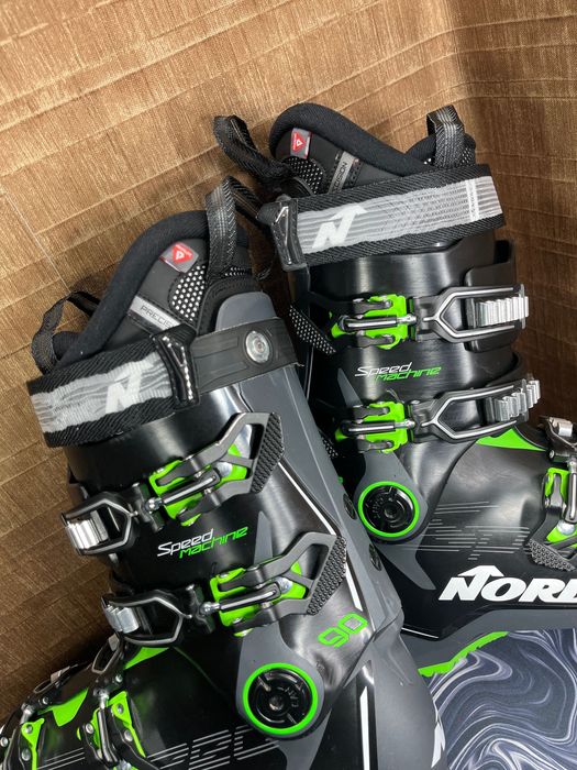 Ски обувки Nordica Speedmachine 90 - 27/27,5см.