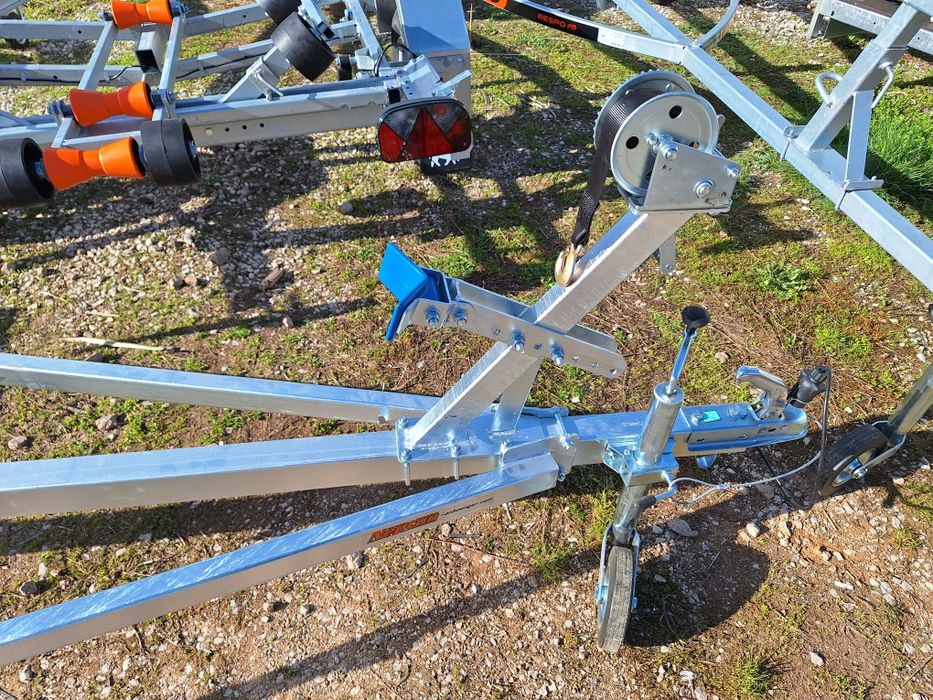 Колесари за лодка до 5.2м  Neptun  750кг