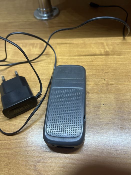 Нокия 1200  все работает