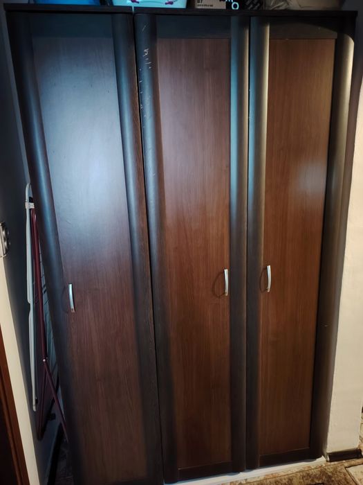 Mobilă de sufragerie