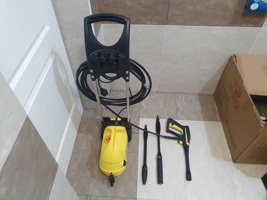 Aparat de spalat cu presiune Karcher