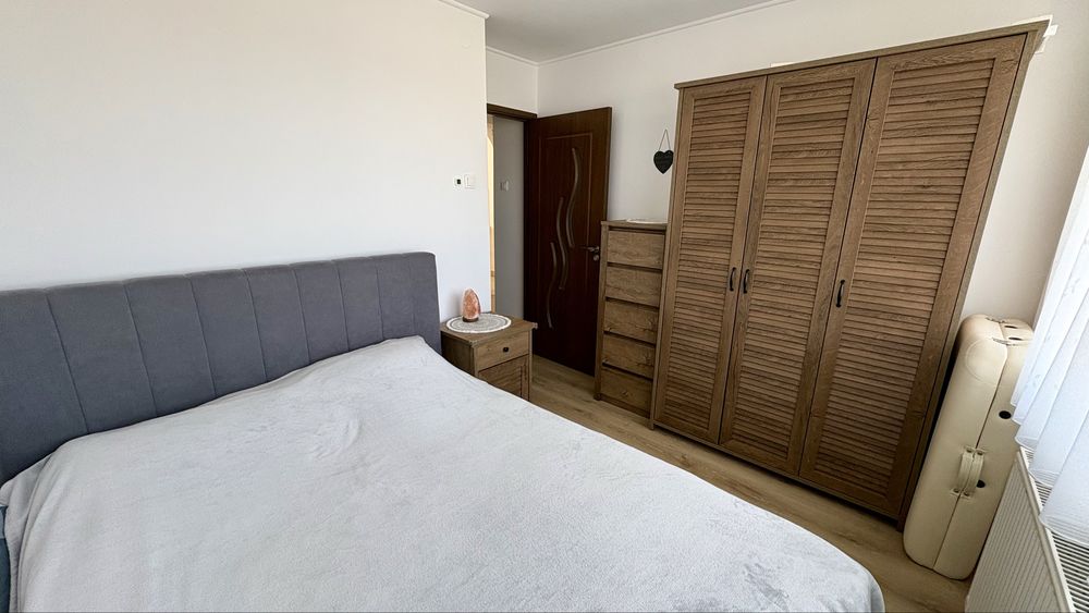Apartament cu 3 camere