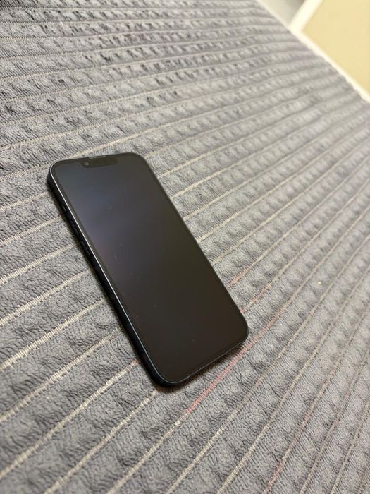 Продам айфон у хорошеп состоянии!