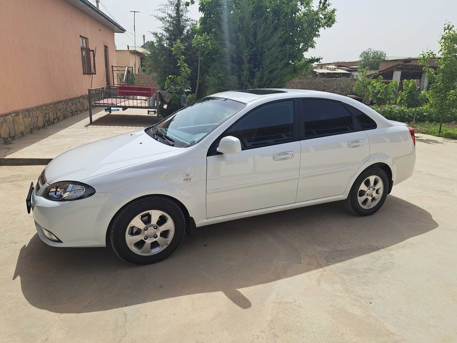 Автомашина тез сотилади