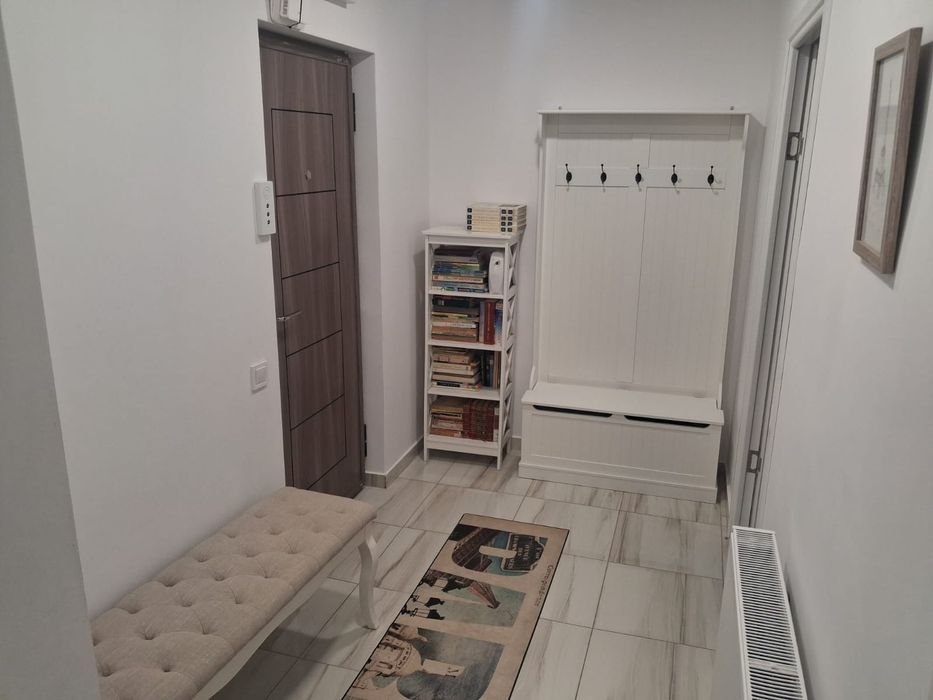 Apartament 2 camere de închiriat în zona V-uri